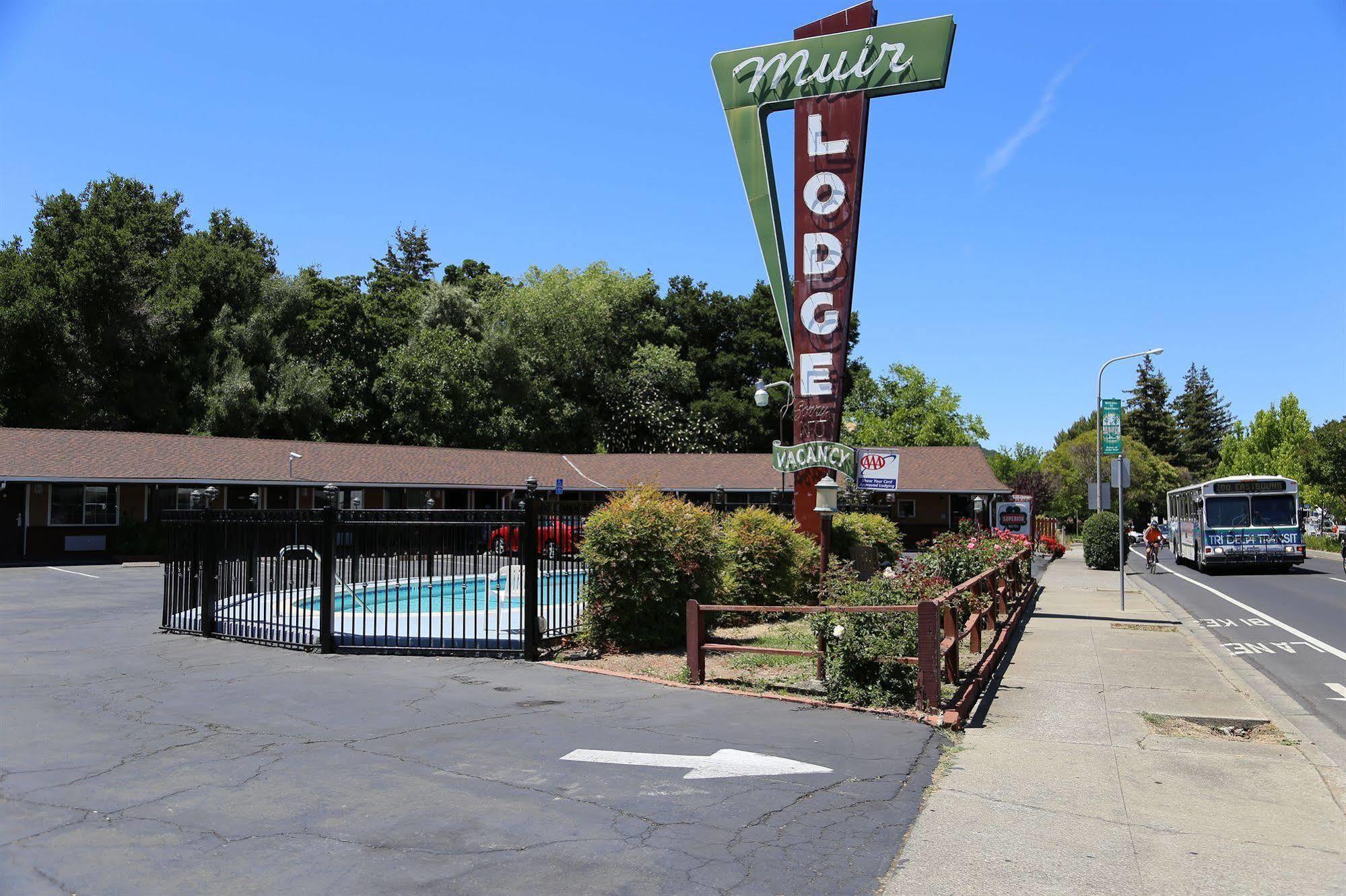 Muir Lodge Motel Martinez Kültér fotó